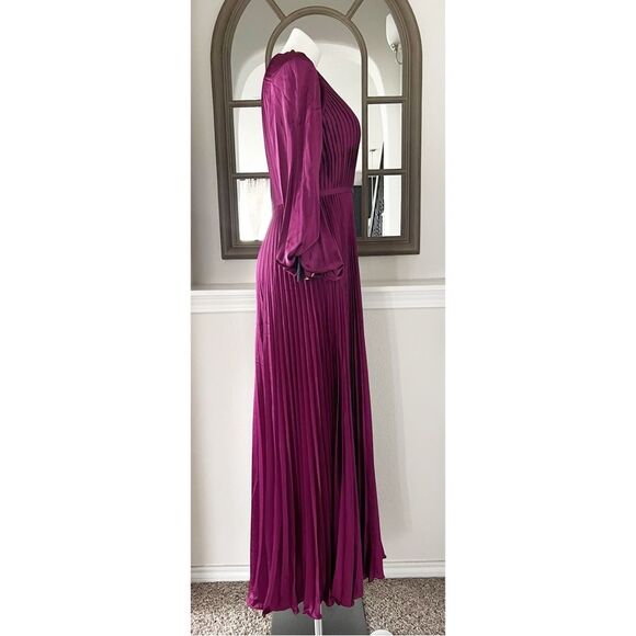 Mac Duggal IEENA Pleated Long Sleeve Satin Gown, Purple, NWT, Size 8 - Picture 9 of 13